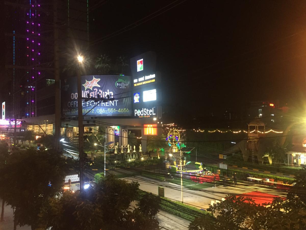 Sillemon Garden Hotel Bangkok Exterior photo