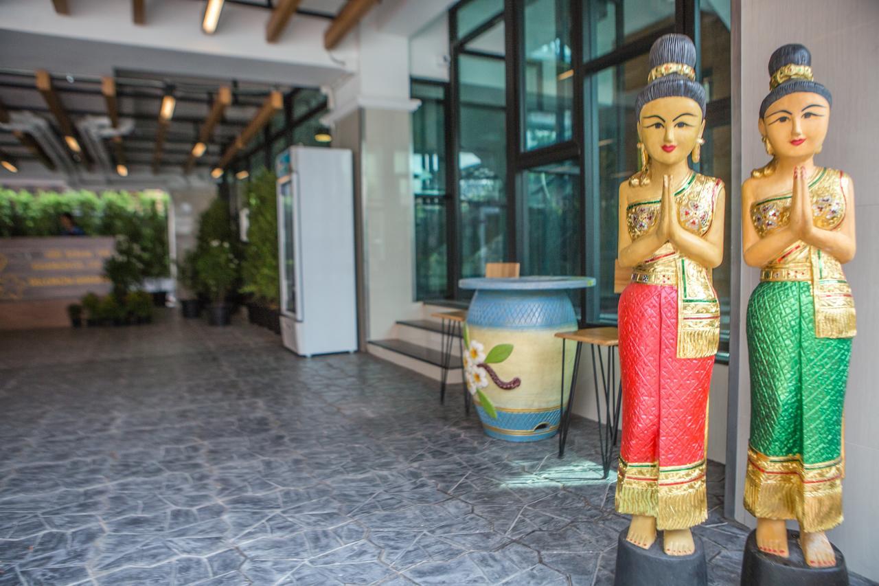 Sillemon Garden Hotel Bangkok Exterior photo
